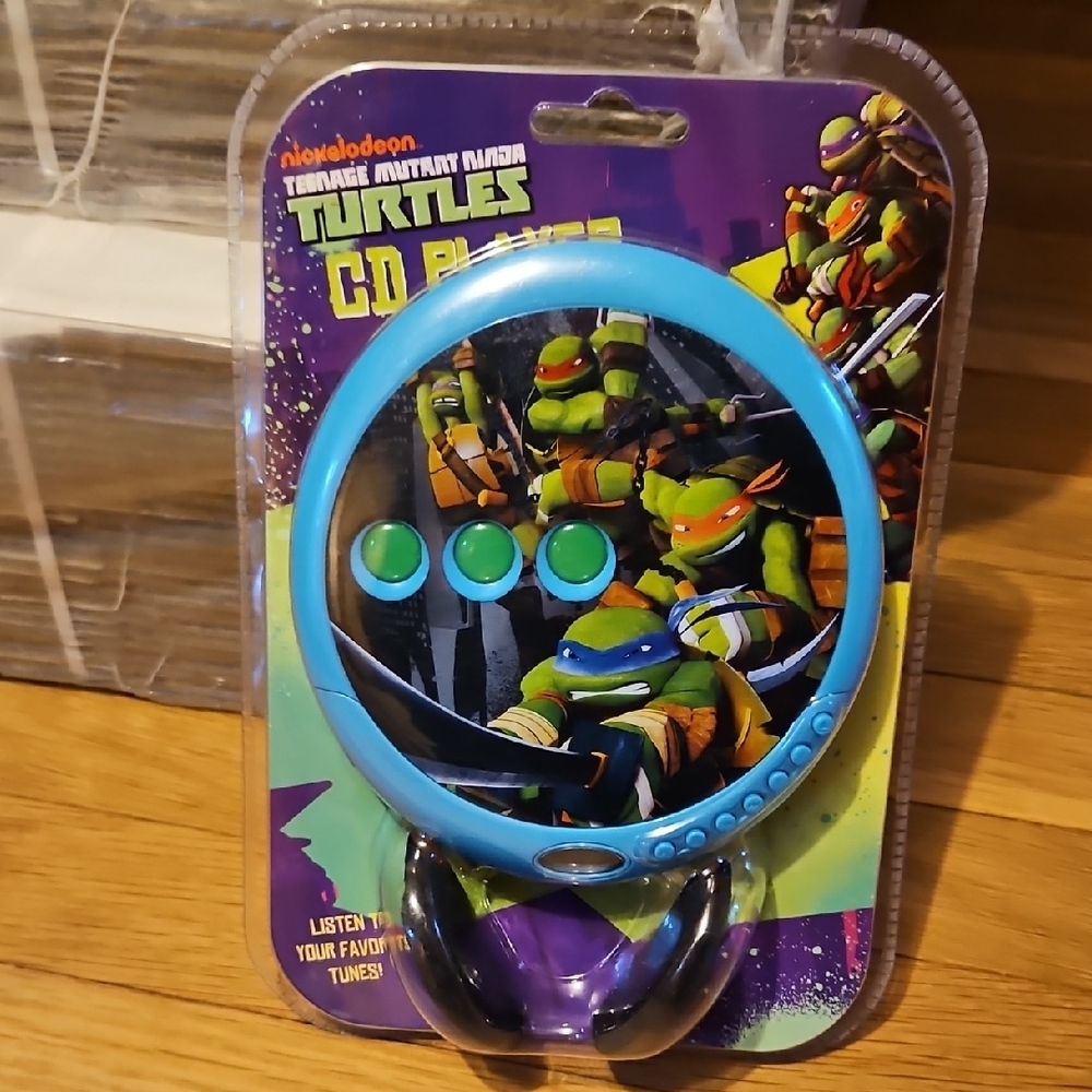 Teenage Mutant Ninja Turtles CD Player Old School With Headphones